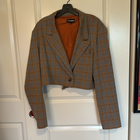 STEVE MADDEN rupi cropped blazer in grey plaid - Picture 5 of 13